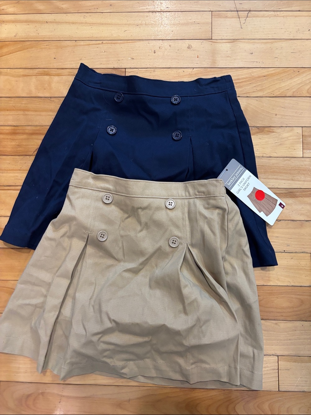 Girls Navy and Khaki Double-Button Pleated Skirt - size 8, never worn